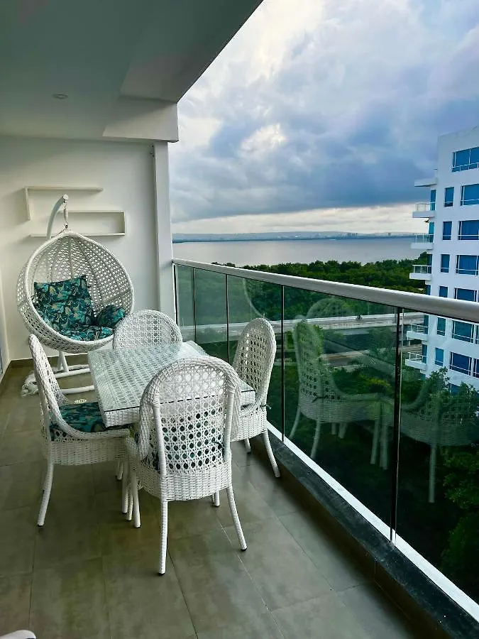 Hermoso Apartamento Con Vista Al Mar Y Salida Directa A La Playa Cartagena