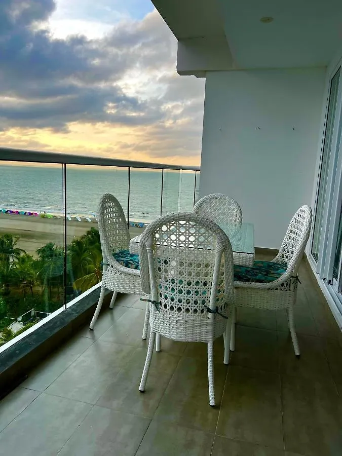 Hermoso Apartamento Con Vista Al Mar Y Salida Directa A La Playa Cartagena